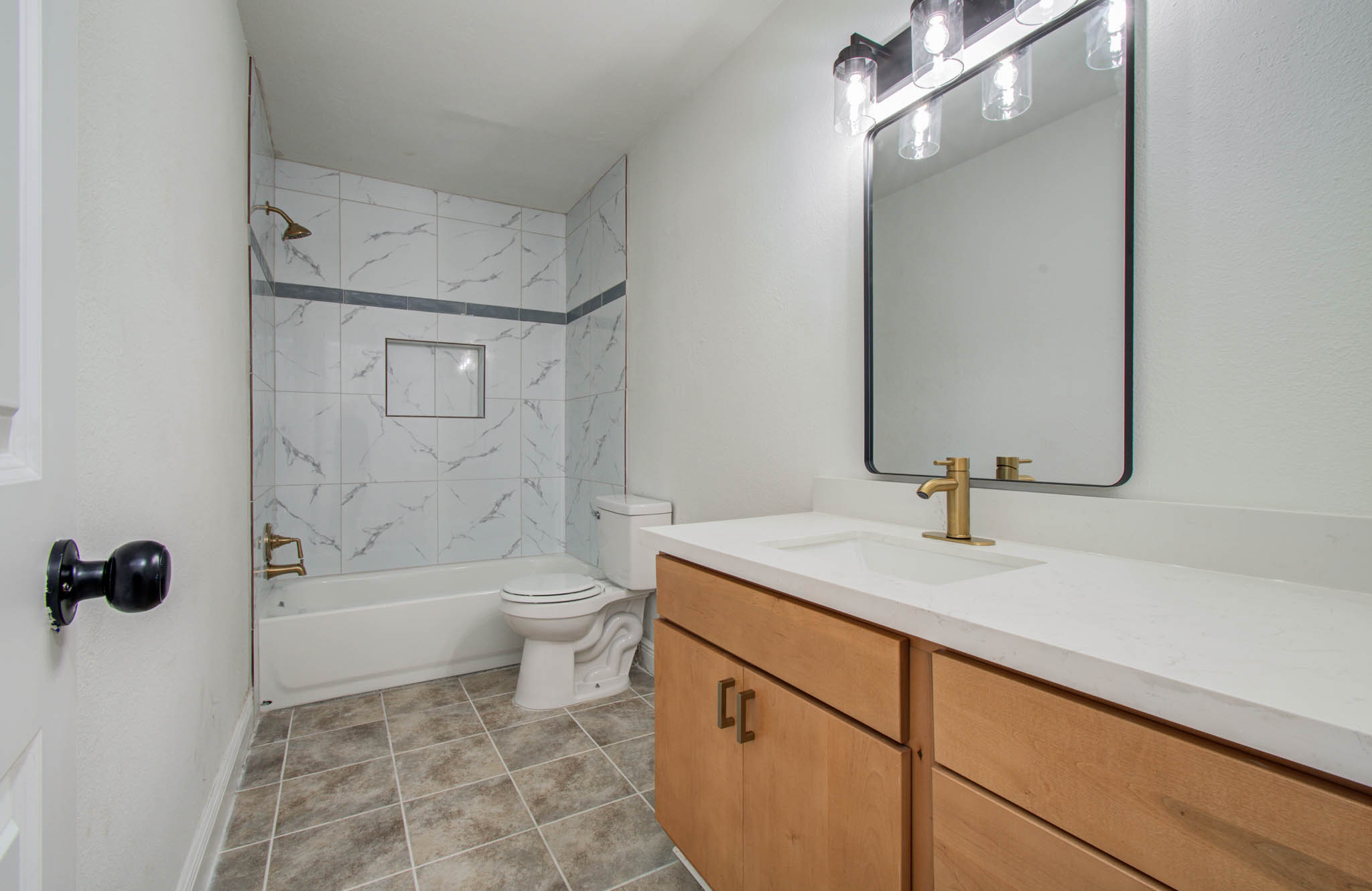 Master Suite Bathroom